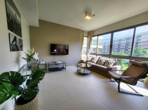UNIXX Oasis : Grandeur 2BR Suite